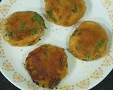 A picture of step 2 of Dhokla burger.