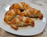 Foto del paso 5 de la receta: Mini croissant de chocolate