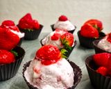 A picture of step 4 of Strawberry Ice cream.