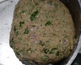 A picture of step 3 of Mutigrain Roti(Thalipeeth).