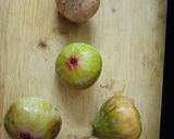 A picture of step 1 of Fresh Fig chutney.