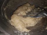 Roti tape legit,krispi diluar lembut didalam
