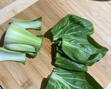 Foto langkah ke 1 dari resep Bok choy stir fry and topping with sauce.