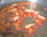 Foto del paso 2 de la receta Arroz de calamar con copos de wakame