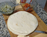 Foto del paso 12 de la receta: Pizza (SIN HORNO) fácil y tentadora!