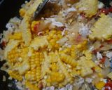 Foto del paso 2 de la receta: Empanaditas de choclo con pollo, salsa blanca y queso