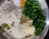 A picture of step 2 of Harabhara muthiya.