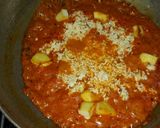 A picture of step 5 of Paneer lababdar.