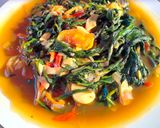 Foto langkah ke 4 dari resep Tumis Kangkung Saus Tiram ala Resto (tips biar warnanya hijau).