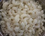 વ્હાઈટ સોસ પાસ્તા (White Sauce Pasta Recipe In Gujarati) રેસીપી સ્ટેપ1ફોટો