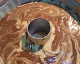 Foto langkah ke 4 dari resep Marmer Cake Nangka siram Saus Coklat.
