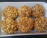 A picture of step 6 of Pelalu / Parched Grain/Fried paddy Laddu.