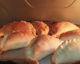 Foto del paso 4 de la receta: Empanadas Argentinas  Cortadas a Cuchillo Para Papá