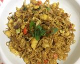 Foto langkah ke 5 dari resep Mie Goreng Indomie Special Lowbudget.