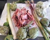 Foto del paso 1 de la receta: Conejo con alcachofas y habas