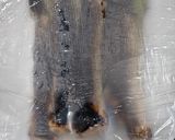 A picture of step 2 of Char-grilled leeks.