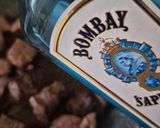 Foto del paso 2 de la receta Ternera guisada con ginebra y bayas de enebro