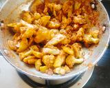 A picture of step 7 of Gobhi Aloo ki sabji 😋😋 cauliflower and potato sabji 😋.