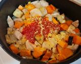 Foto del paso 4 de la receta: Guiso de pollo con berenjena y boniato