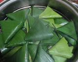 Foto langkah ke 5 dari resep Lemet Pisang Ketan Hitam.