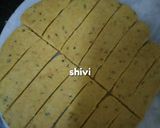 A picture of step 4 of Moong dal ke twisted namak pare.