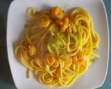 Foto del paso 12 de la receta: Fideos bucattini, con langostinos