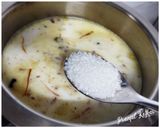 A picture of step 5 of Kesar Dry-fruits Milk.