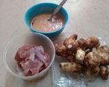 A picture of step 1 of Arvi Gosht ka salan.
