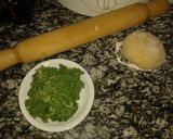 Foto del paso 1 de la receta: Raviolones caseros de pollo y espinaca