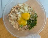 Foto langkah ke 1 dari resep Wonton Soup Simple (Tanpa Ayam dan Udang).