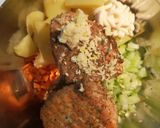 A picture of step 1 of Garlicky Salmon burger.