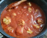 Gluténmentes paradicsomos húsgombóc spagetti tésztával recept fázis 2 fotója