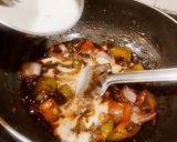 A picture of step 10 of Chilli garlic mushroom.