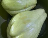 Gambar langkah 1 resipi Gulai Lemak Udang Labu Siam.