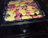 A picture of step 5 of Colorful cookies.
