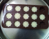 மில்க் சாக்லேட் (Milk Chocolate) ரெசிபி ஸ்டேப் 3 புகைப்படம்
