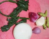 Foto langkah ke 1 dari resep Telur dadar mie instan.