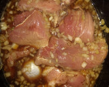 Foto del paso 2 de la receta: Pierna de cerdo deshebrada a la Cerveza (Olla de cocción lenta)