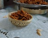 A picture of step 2 of Besan lattha.