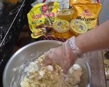 Foto langkah ke 2 dari resep Pastel Pisang Coklat.