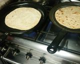 A picture of step 7 of Tata Ruth's Chapatis.