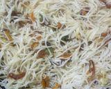 এগ-চিকেন চাউমিন (Egg-chicken chow mein recipe in Bengali) রেসিপি ধাপ - 3 ছবি