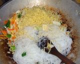 Foto langkah ke 3 dari resep Bihun goreng.