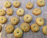 Hình bước làm 6 của món Green Peas Cookies (Bánh quy đậu Hà Lan)