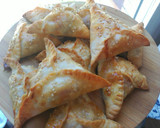 Foto del paso 8 de la receta: Empanadillas de carne, queso de cabra y mermelada de pimientos