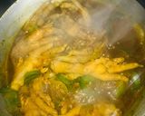 A picture of step 8 of Cream samp &chicken feet with veggies.