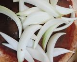 Hình bước làm 2 của món Nạc thăn xào bông cải