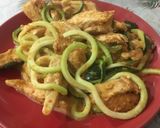 A picture of step 3 of Red pesto chicken courgetti.