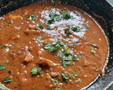 A picture of step 9 of Dhaba style paneer tikka masala gravy.
