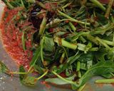 Foto langkah ke 4 dari resep Tumis Kangkung Terasi Pedas.